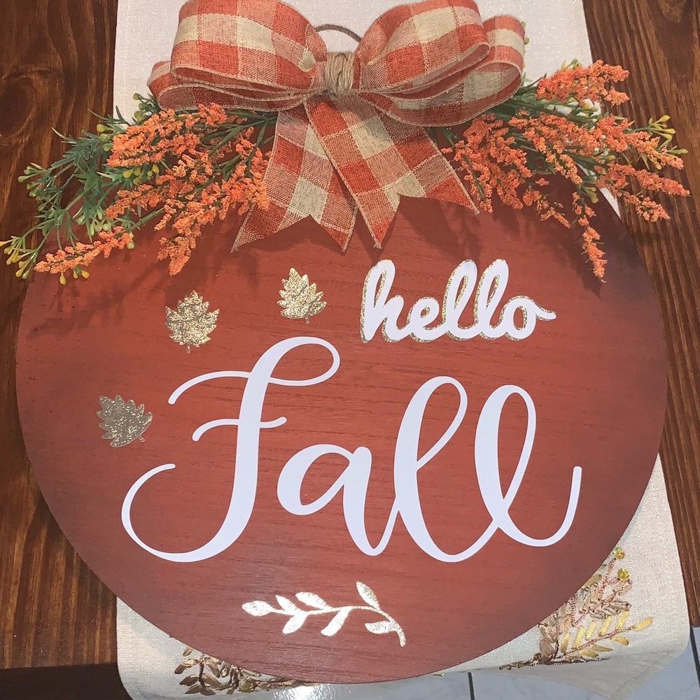 Rustic hello fall door decor - Picture 1 of 4